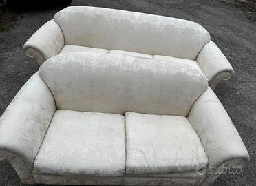 DIVANO 3 POSTI + 2 POSTI