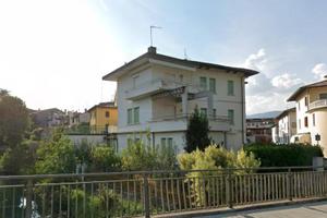 Appartamento indipendente in centro città con V...