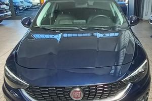 FIAT Tipo 1.3 Mjt S&S SW Lounge