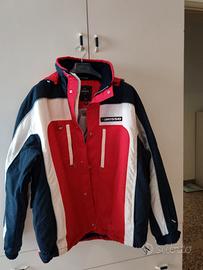 Giacca da sci con salopette da uomo.