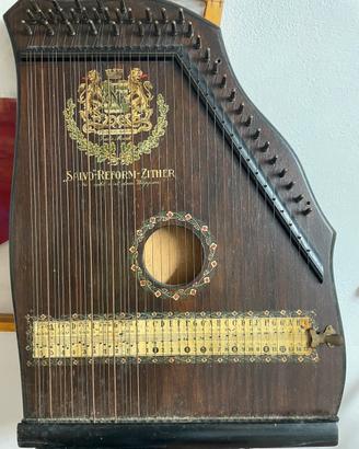 Arpa strumento musicale antico