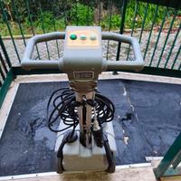 lavapavimenti professionale marca comac  mod. visp