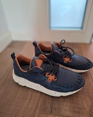 Sneakers Flower Mountain ed limitata 