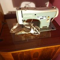 Macchina da cucire Visnova funzionante anni 50