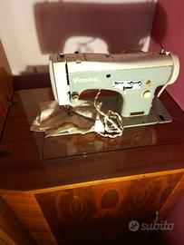 Macchina da cucire Visnova funzionante anni 50