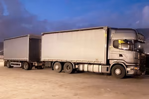 Scania R580 6x2 più Rimorchio Viberti centinati