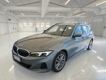 BMW 318 48V TOURING AUTO STATION WAGON