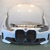 BMW i4 G22 G23 G26 Musata paraurti e faro LED