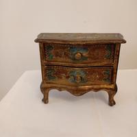 comò in miniatura portaoggetti 