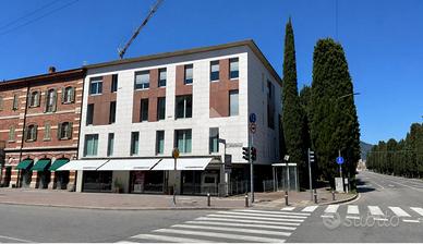 4 LOCALI A BERGAMO