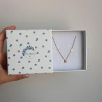 Collana con inizale N