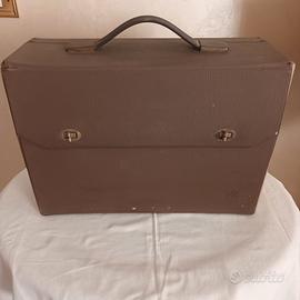 Borsa rigida e case registratore Geloso G651