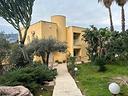 villa-a-mondello-con-giardino-e-piscina