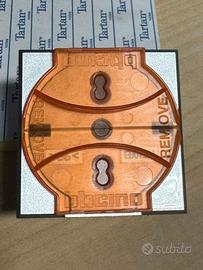 Presa bipasso standard tedesco e italiano AXOLUTE