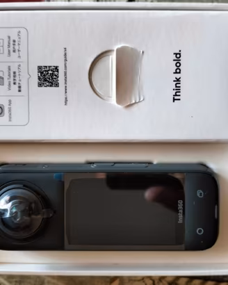 Insta 360 x4