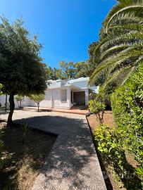 Villetta Geremeas country club