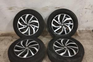 Cerchi e gomme Polo nuova da 185/65/15