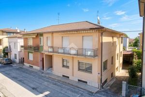 NEGOZIO A PORTO SANT'ELPIDIO
