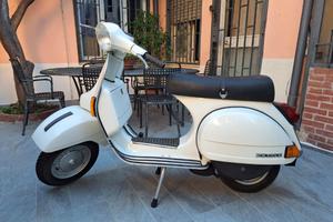 Vespa Px 125 del 1982 restaurata - motore rifatto