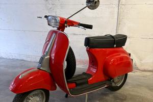 Vespa 50 special restaurata a nuovo