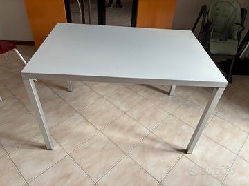 Tavolo cucina allungabile