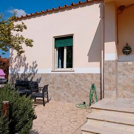 Abitazione con giardino privato vicino al mare