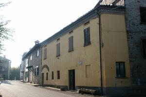 Casa Indipendente - 10 locali - 600 mq