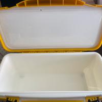 Borsa frigo rigida  con radio FM/AM