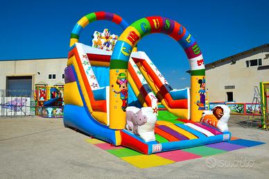 Scivolo Gonfiabile per Luna Park e Parchi Gioco