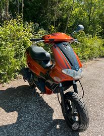 Moto gilera runner 200