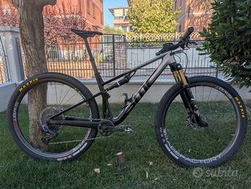Kit Telaio BMC Fourstroke  M + Fox 34 Kashima