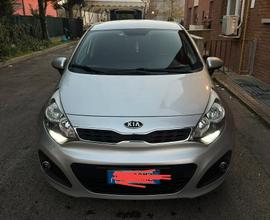 KIA Rio 3ª serie - 2013