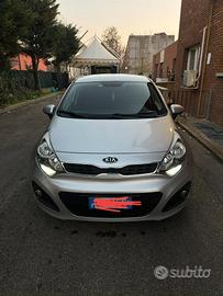 KIA Rio 3ª serie - 2013