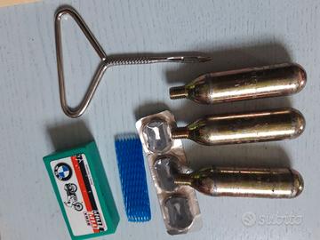 Corredo attrezzi bmw r80gs epoca