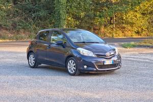 Toyota Yaris 1.4 D-4D 5 porte Lounge E5B Manuale N