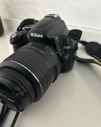Reflex Nikon D5000+ottica 18-55 VR