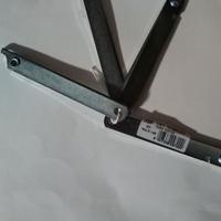 Quattro aste per cavalletti