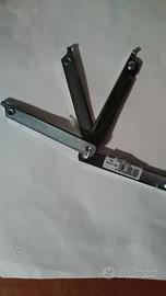 Quattro aste per cavalletti