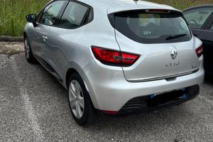 Renault clio 1.2 live