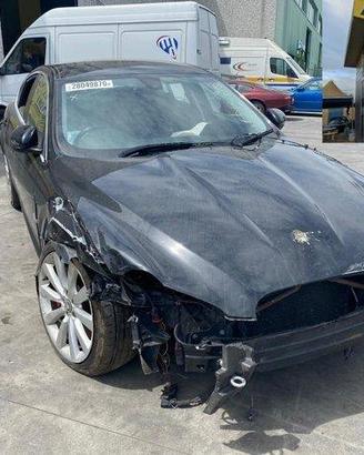 Jaguar xf 3.0 306dt per ricambi