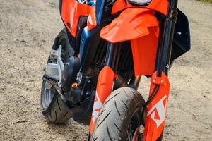 Ktm 690 smc - 2023