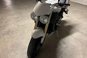 Triumph Street Triple 675 8.795 km Perfetta