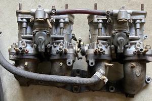 Carburatori Weber 44 IDF 40/41  kit per Ford Capri