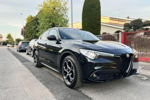 Autocarro alfa romeo stelvio