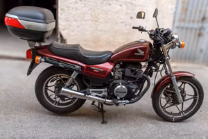 MOTO HONDA 450 NIGHTHAWK   -  DICEMBRE 1986