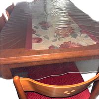 Tavolo con sei sedie