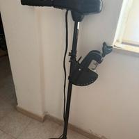 Fuoribordo elettrico con batteria a litio