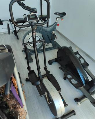 Ellittica Domyos – Compatta e silenziosa