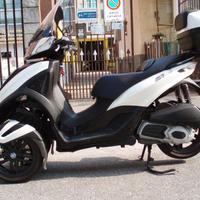 Piaggio MP3 300 Yourban RT