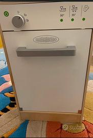 Lavastoviglie giocattolo in legno mamamemo